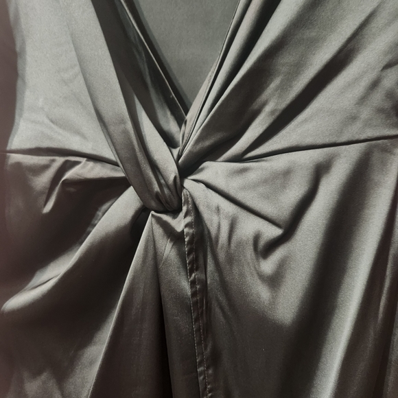 Fashion Nova Knot font mini dress - Picture 5 of 12